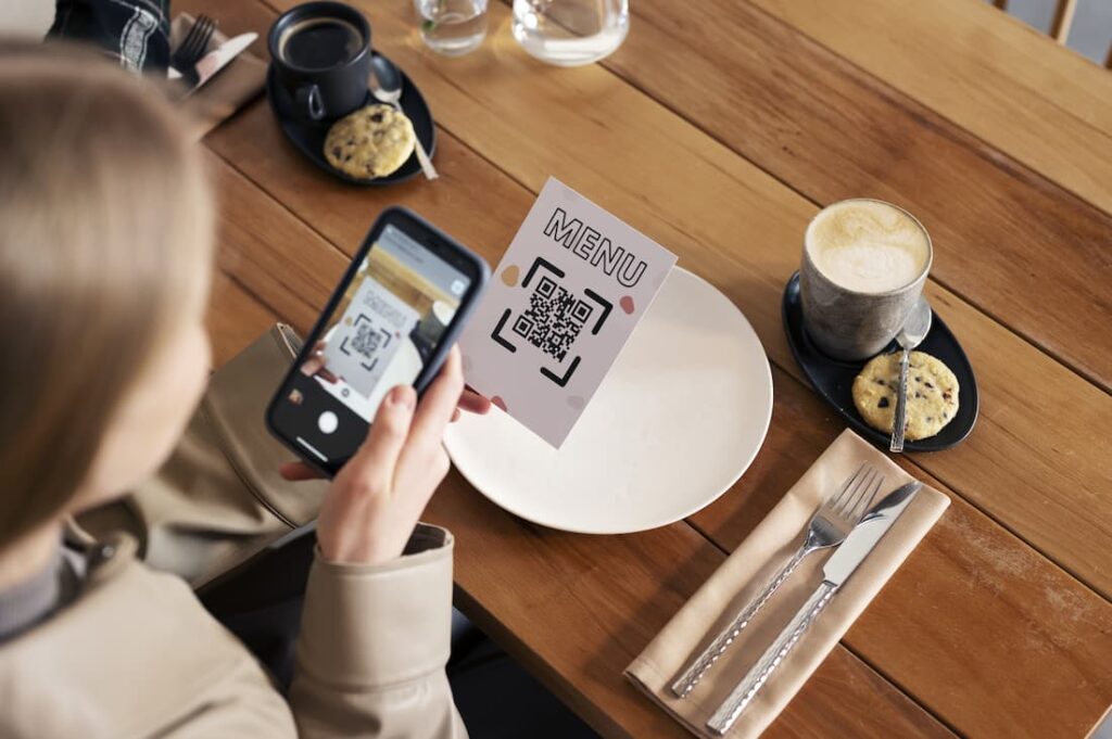 How QR Code Menus Create a Better Dining Experience