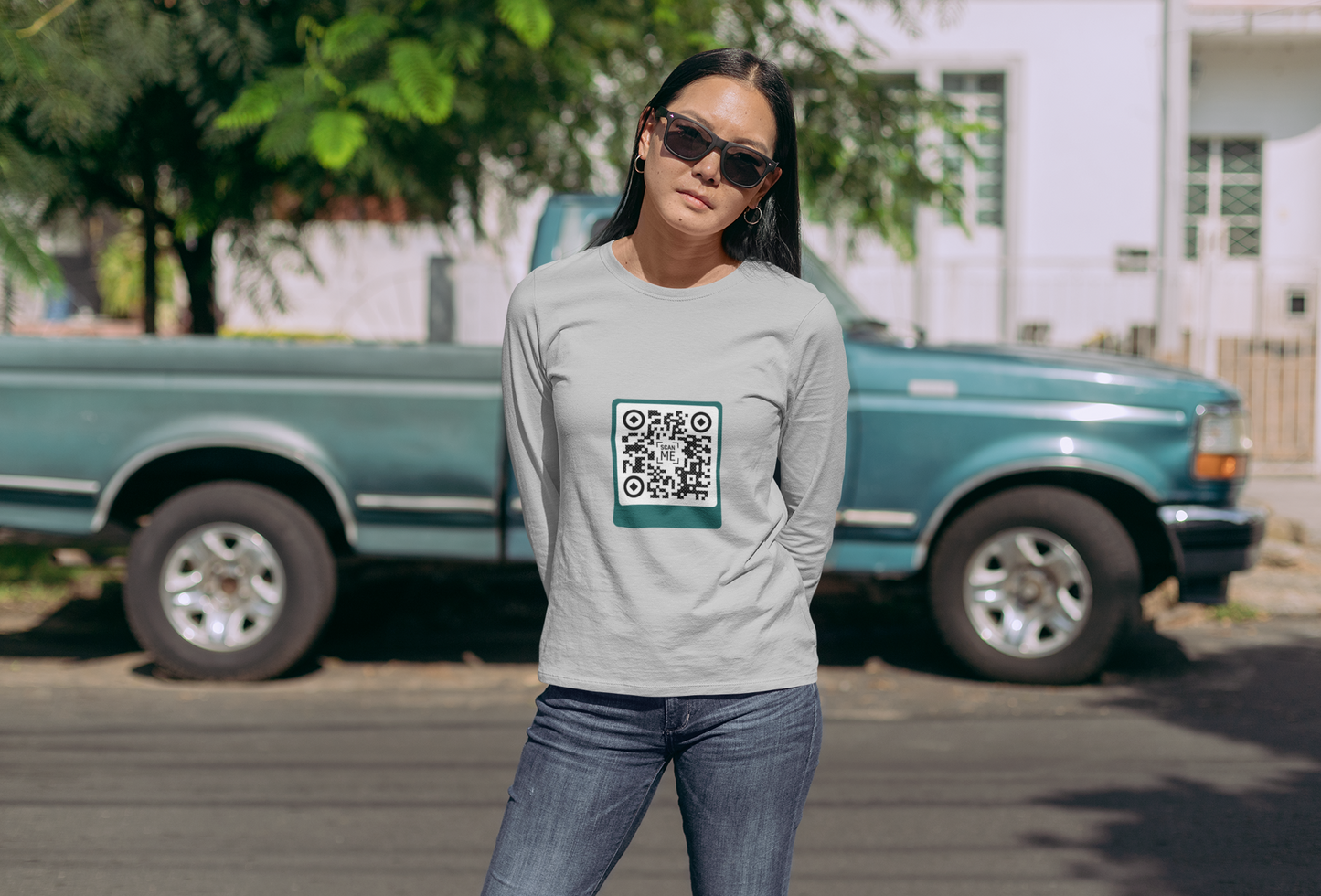 Scannable ‘Spread Love’ QR long sleeve Tee